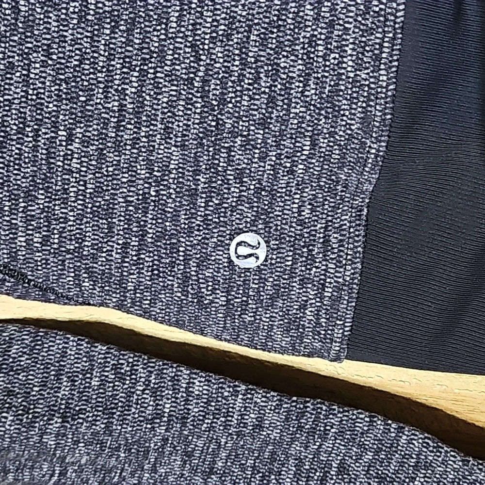 Lululemon Runderful Half Zip Sweater - Picture 6 of 6